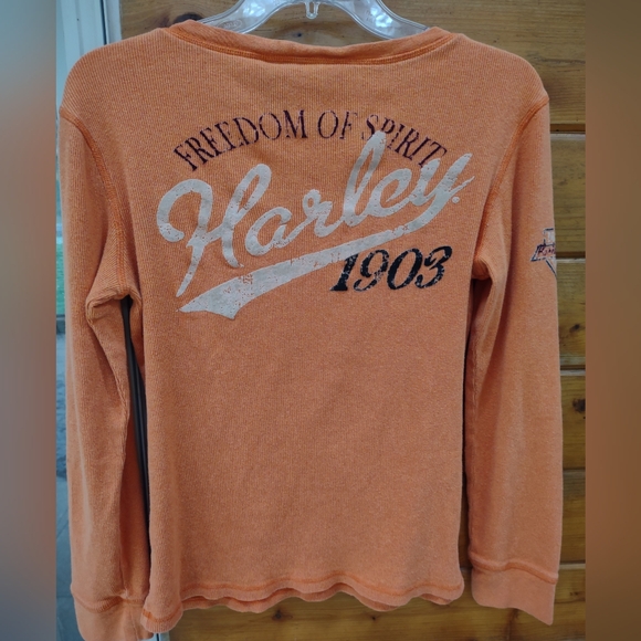 HARLEY-DAVIDSON LADIES ORANGE SCOOP NECK LONG SLV SHIRT SIZE L FLOCKED GRAPHICS - Picture 7 of 10